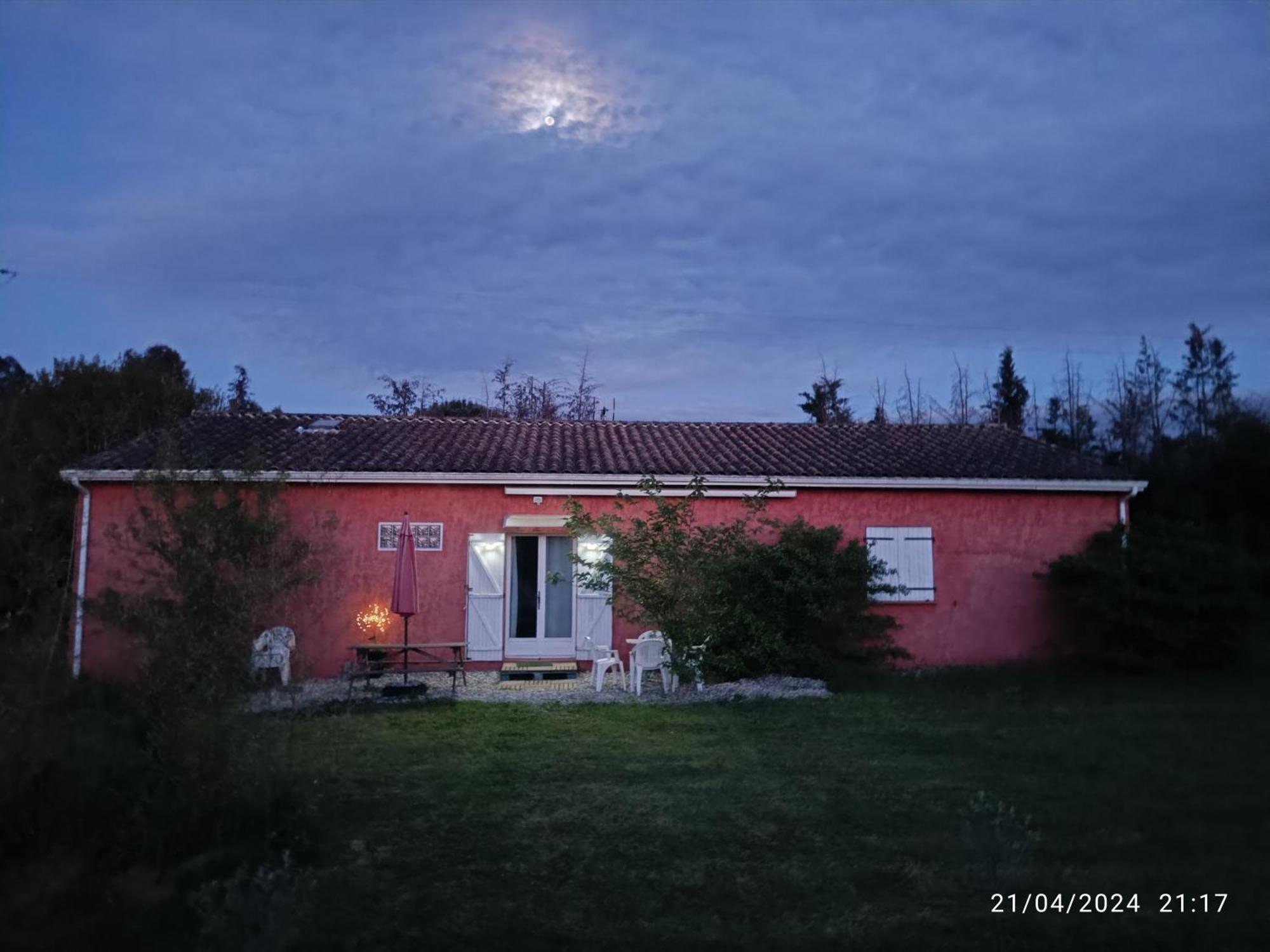 Datcha La Charrette Lavaur  Zewnętrze zdjęcie